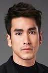 Portrait of Nadech Kugimiya.